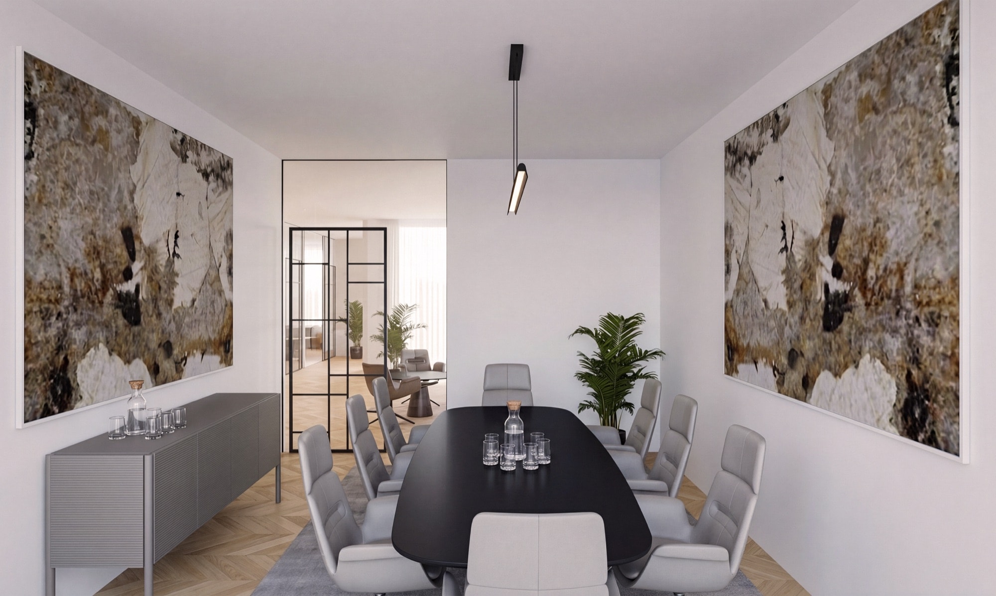 Besprechungsraum mit großem Tisch